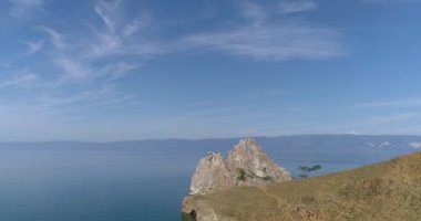 Baykal. Olkhon Adaları. drone--dan ateş. Hava fotoğrafçılığı. Irkutsk bölge. yaz.