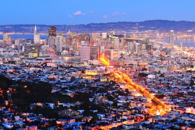 Havadan görünümü, San Francisco, Kaliforniya ABD akşam.