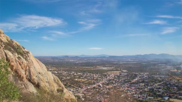 Panoramablick Auf Die Kaiser Maximilian Gedächtniskapelle Auf Dem Glockenhügel Cerro — Stockvideo