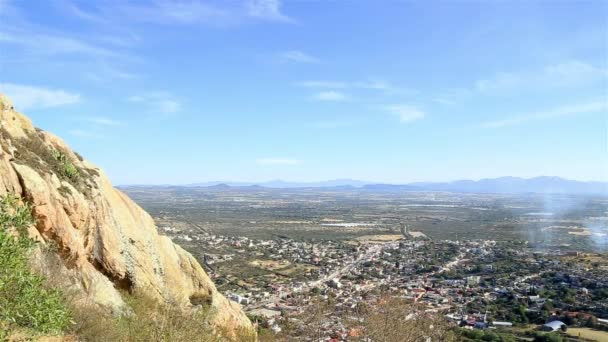 Pena Bernal Dört Yüz Metre Boyunda Monolith Biri Uzun Olan — Stok video