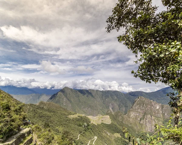 Machu Picchu Montaña Huayna Picchu Perú Vistas Desde Puerta Del — Foto de Stock