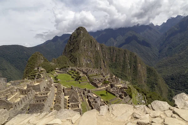 Machu Picchu Huayna Picchu Montanha Peru Visto Partir Porta Sol — Fotografia de Stock