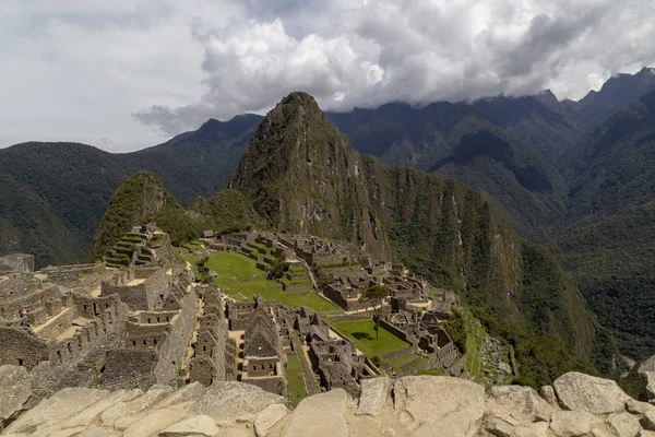 Machu Picchu Och Huayna Picchu Bergen Peru Sett Från Dörren — Stockfoto