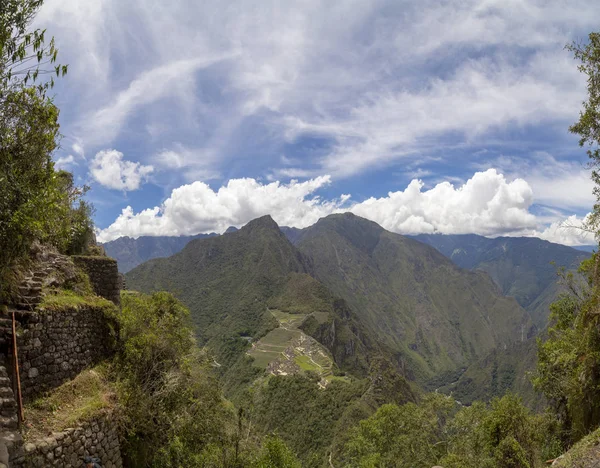 Machu Picchu Peru Ruínas Cidade Império Inca Montanha Huaynapicchu Vale — Fotografia de Stock