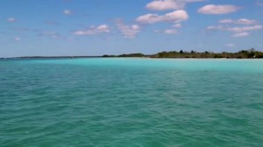 Quintana roo Mexico 'daki Laguna de Bacalar Lagoon Rıhtımı