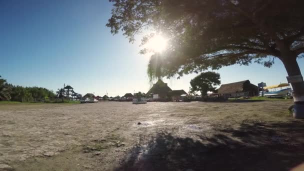 Hermosa Laguna Bacalar Vista Del Horizonte Laguna Los Siete Colores — Vídeo de stock