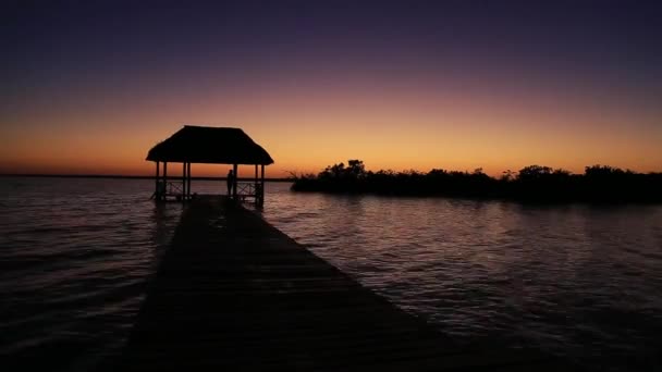 Prachtige Zonsopgang Meditatie Lagune Van Zeven Kleuren Bacalar Quintana Roo — Stockvideo