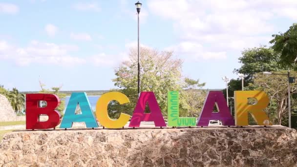 Bacalar Giant Letters Lagoon Seven Colors Quintana Roo Mexico — Stock Video