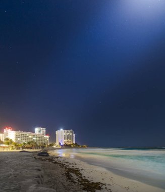Cancun, Meksika - 05 Ocak 2019:hotel dilimi geceleri Deniz Manzaralı