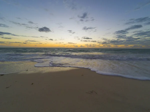 Sunrise on playa blanca, cancun Quintana Roo, Mexico — ストック写真