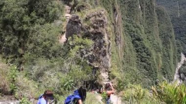 panoramik görünüm Machu Picchu, Peru - Ruins İnka İmparatorluğu'nun şehir ve Huaynapicchu dağ, kutsal vadi