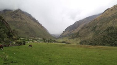 Salkantay trek Humantay gölü ,Peru, Cordillera Vilcabamba bulunan, Cusco