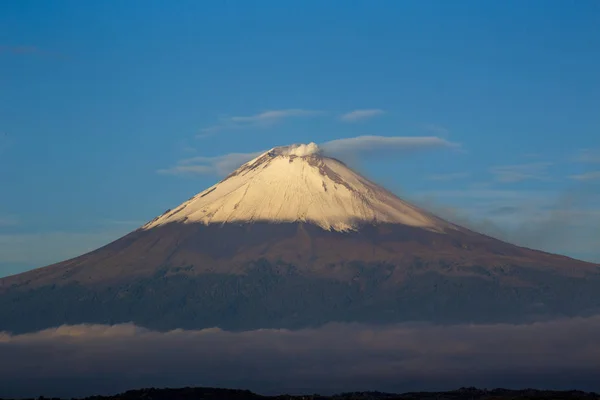 Aktív Popocatepetl vulkán Mexikóban — Stock Fotó