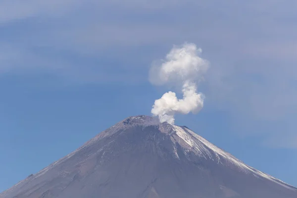 Aktivní sopka Popocatepetl v Mexiku — Stock fotografie