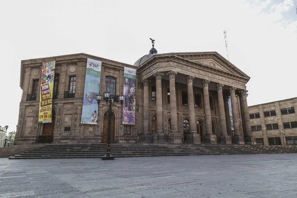 20 de junio de 2019 San Luis Potos (México): Iglesias del centro histórico de la ciudad colonial de San Luis Potos (México) —  Fotos de Stock