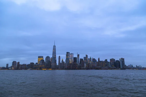 Jersey City, Nj, Usa - 7 maj 2019: solnedgång i Liberty State Park — Stockfoto