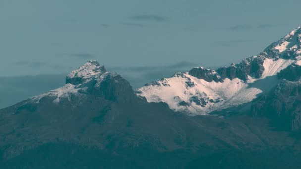 Parte Superior Del Volcán Iztaccihuatl Cubierto Nieve — Vídeos de Stock