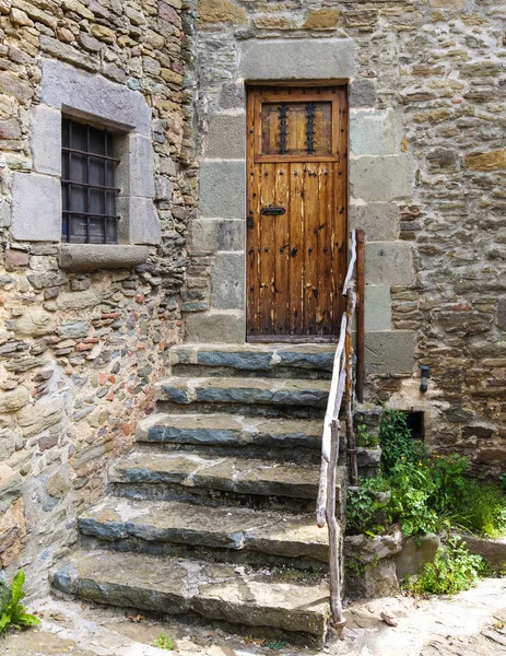 Antigua Puerta Madera Escalera Piedra — Foto de Stock