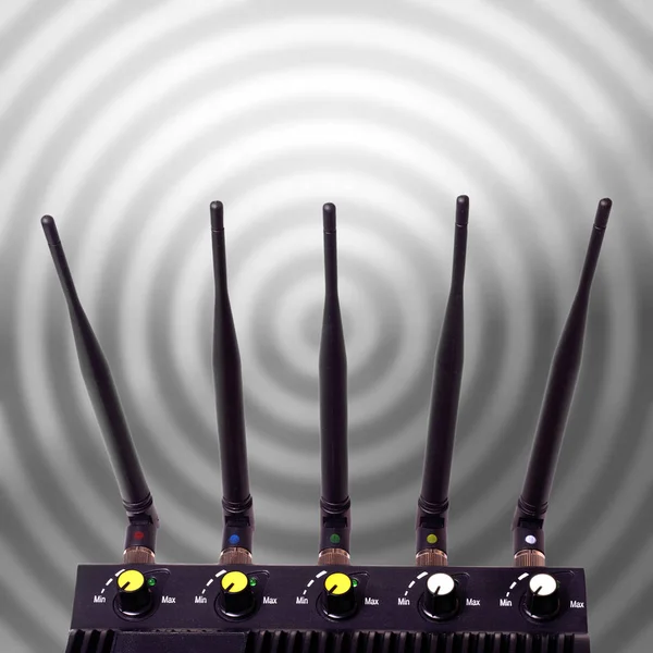 Router Zwart Met Antenne Gesneden Een Achtergrond Van Radiogolven — Stockfoto