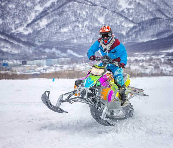 Kamchatka Rússia Apr 2018 Kamchatka Festival Snow Way Atleta Snowmobile — Fotografia de Stock