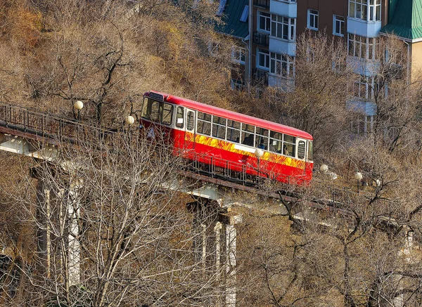 Funicular Ferrocarril Utilizado Para Subir Bajar Las Colinas Vladivostok Rusia — Foto de Stock