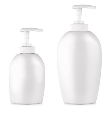 Beyaz tüp şişe şampuan, saç kremi, saç durulama beyaz bir arka planda yansıma ile