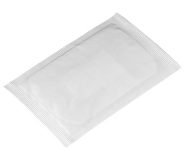 Beyaz arka plan zekâsı üzerine izole edilmiş boş ambalaj folyo poşeti