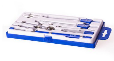 Okul Compasses sabit set beyaz arka planda izole