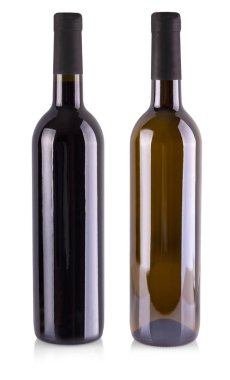 Kırmızı şarap şişesi beyaz arka plan üzerinde izole