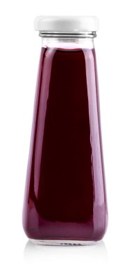 Beyaz arka planda izole cam şişe de kiraz suyu