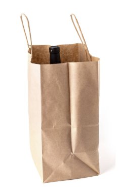 Beyaz arkaplanda boş kağıt torba