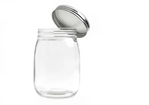 Прозрачный Прозрачный Стеклянный Флакон Плавающей Алюминиевой Крышкой Изолированный Белом Фоне — стоковое фото