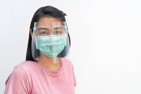 Retrato Mulher Asiática Meia Idade Usando Máscara Facial Médica Protetor — Fotografia de Stock