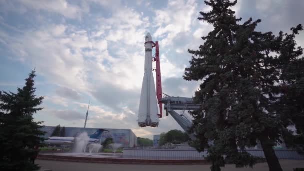 Moscow Vdnkh Pavilion Cosmos Rocket Vostok — 비디오