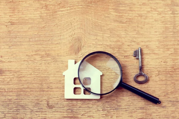 Thorough property inspection — Stock Image Thorough property inspection Royalty Free Stock Photos