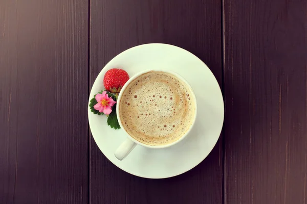 Café chaud avec goût d'été — Photo