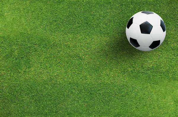 Футбольный Мяч Зеленой Траве Футбольного Поля Фон Узором Текстурой — стоковое фото