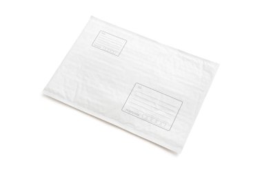 Beyaz posta paket yazma adresi için alana sahip. Plastik parsel nesne arka plan online alışveriş reklam için. Kırpma yolu ile beyaz arka plan üzerinde izole nesne.