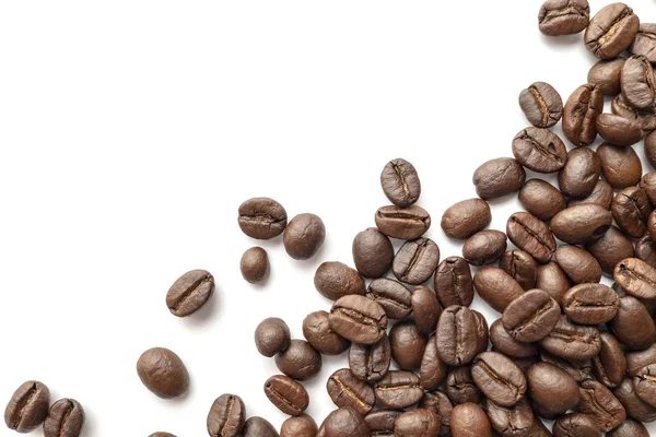 Rostade Kaffe Bönor Isolerad Vit Bakgrund Närbild Bild — Stockfoto