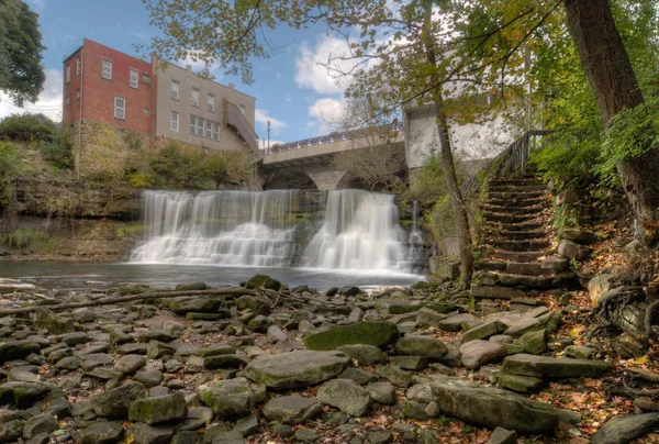 Chagrin Falls Güzel Ayak Yüksek Şelale Ana Cadde Boyunca Küçük — Stok fotoğraf