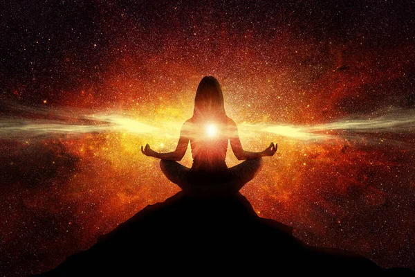 Meditazione Spirituale Connessa Con Energia Dell Universo — Foto Stock