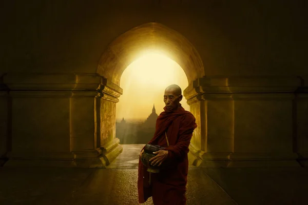 Bagan Mianmar September 2015 Buddhist Monk Temple Bagan Valley — Stock Photo, Image