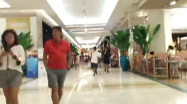 Bangkok, Tayland - 26 Ağustos 2017: Hiper sukut bakış açısı fotoğrafını siam paragon Alışveriş Bangkok içinde.