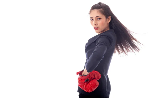 Businessfrau Boxhandschuhe Porträt, bereit für einen Kampf. — Stockfoto