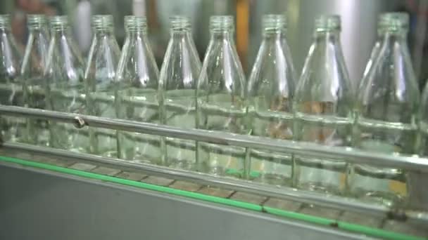 Машина Розлива Бутылок Высокоскоростной Автомат Наполнения Бутылок Жидкостью Производство Производство — стоковое видео