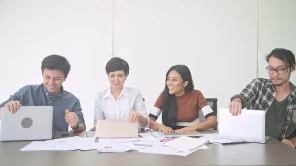 Geschäftstreffen Kleines Start Business Meeting Raum Asiatisches Team Mit Männern — Stockvideo