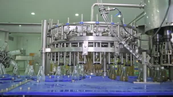 Riempitrice Bottiglie Riempitrice Automatica Bottiglie Liquido Alta Velocità Produzione Produzione — Video Stock