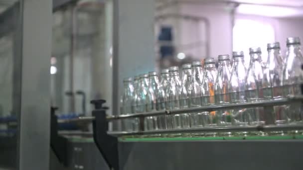 Машина Розлива Бутылок Высокоскоростной Автомат Наполнения Бутылок Жидкостью Производство Производство — стоковое видео
