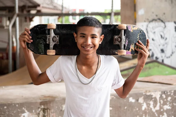 Skateboarder Portrait Smiling Asian Boy Urban Skateboard Park Bridge Standing — Stock Photo, Image