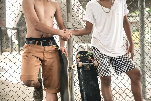 Best Friend Skateboard Park Happy Asian Boys Urban Skateboard Park — Stock Photo, Image